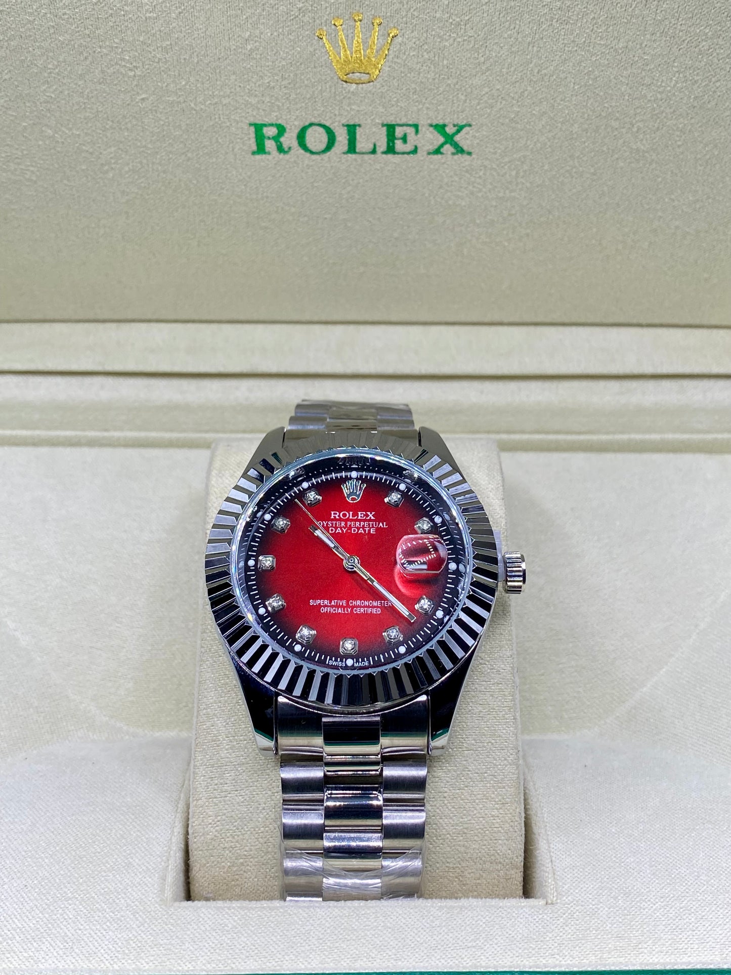 Rolex-Style Date just