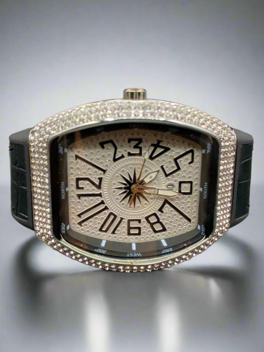 FM DIAMOND with BLACK STRAPS