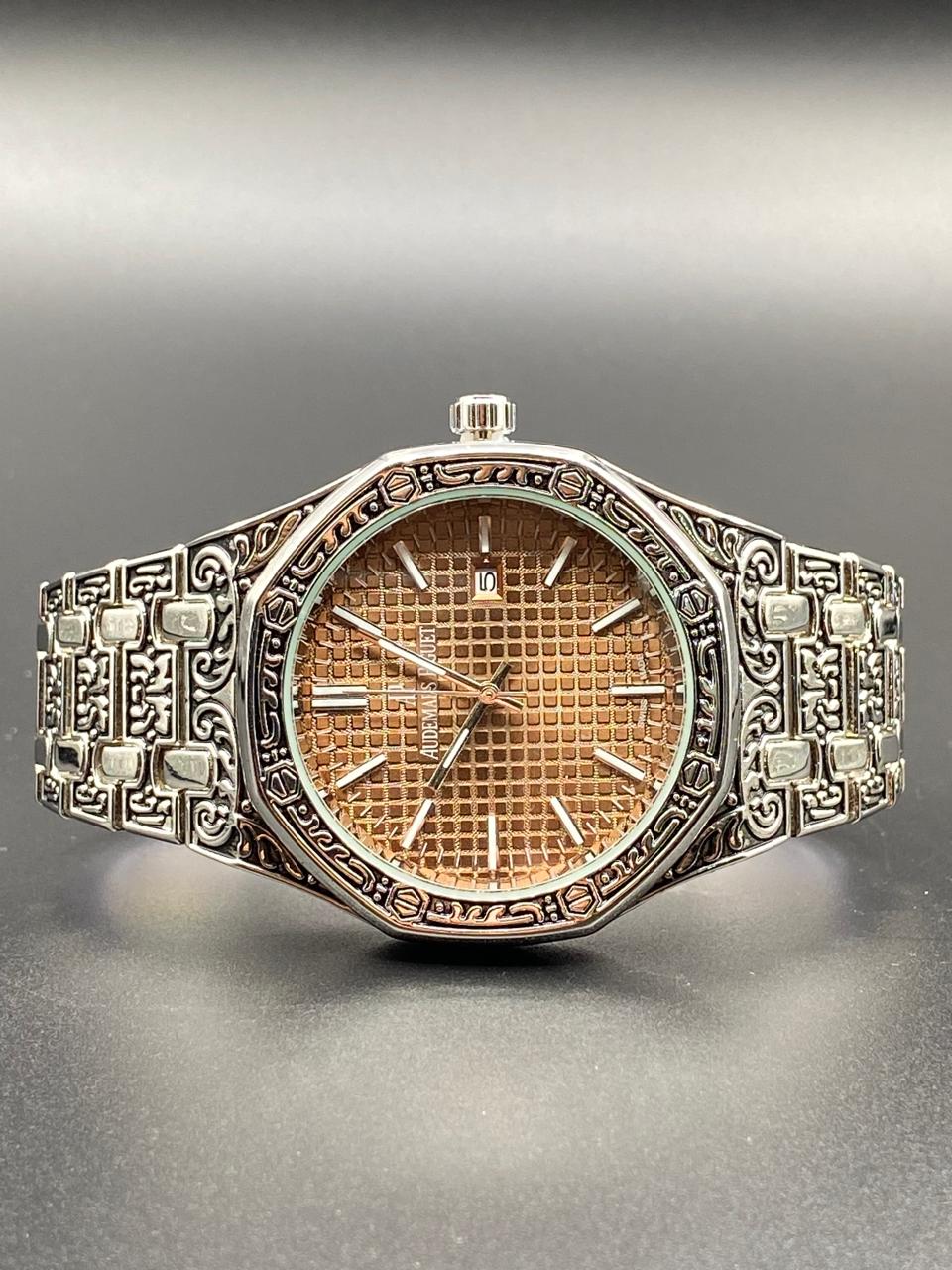 AP AUDEMARS PIGUET with Brown Dial and Date